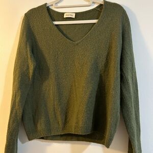 American vintage Green V-Neck Sweater